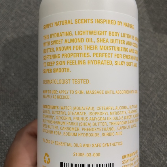 COPY - Simply Natural Scents Body Lotion - Picture 3 of 5